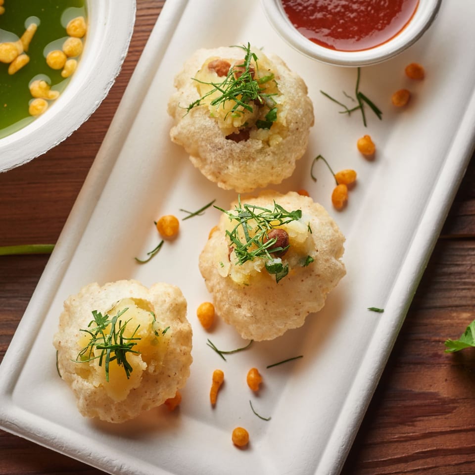 Pani Puri – A Burst of Flavor in Every Bite!